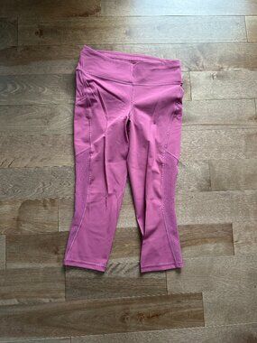 Lululemon Ready To Race Crop *21" in Moss Rose
